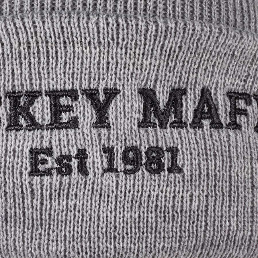 Шапка мужская "Hockey Mafia.Est 1981" серая с помпоном
