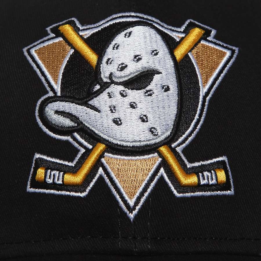 Бейсболка Anaheim Ducks, черн., 55-58
